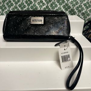 Kenneth Kole Wristlest with Double Zippered Compartments!!